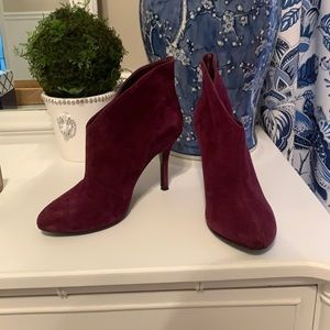 Vince Camuto Raspberry Velour Heels
